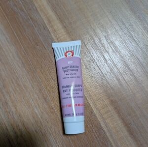 First Aid Beauty KP Bump Eraser Body Scrub